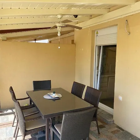 House Ina*** Barbat na Rabu
