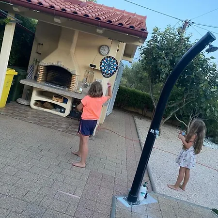 בית נופש House Ina*** Barbat na Rabu